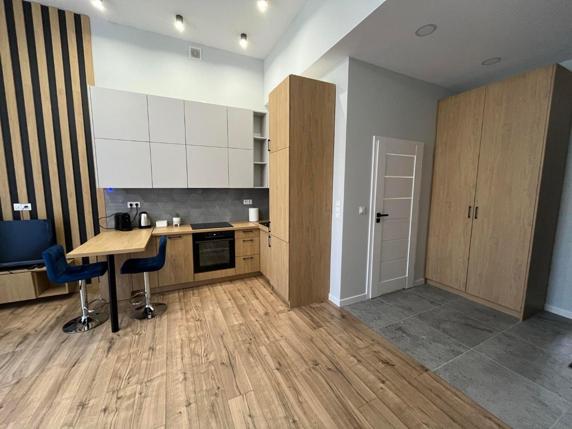 Golden Premium Apartment Slowackiego, Centrum, Parking เคียลเซ ภายนอก รูปภาพ