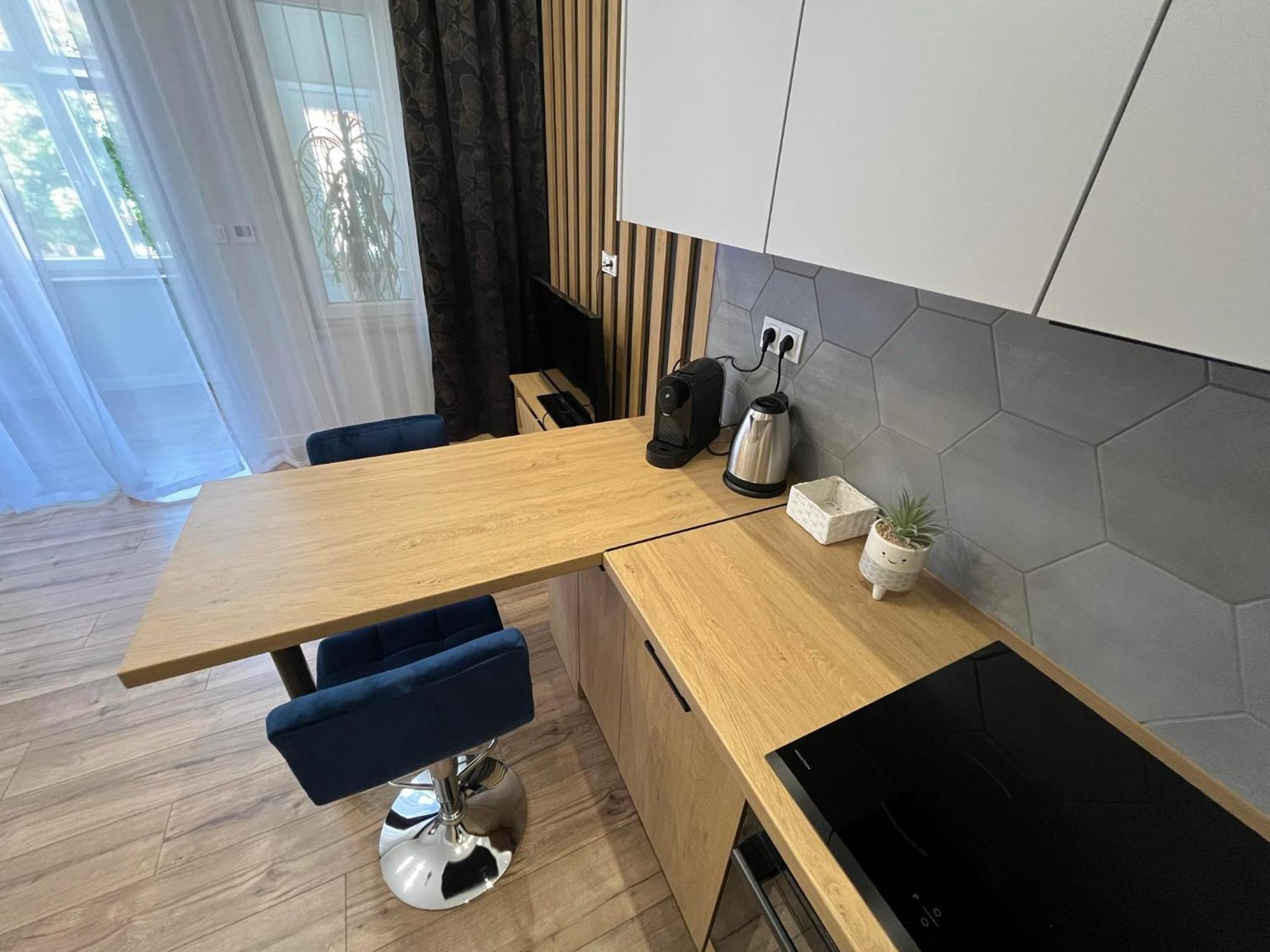 Golden Premium Apartment Slowackiego, Centrum, Parking เคียลเซ ภายนอก รูปภาพ